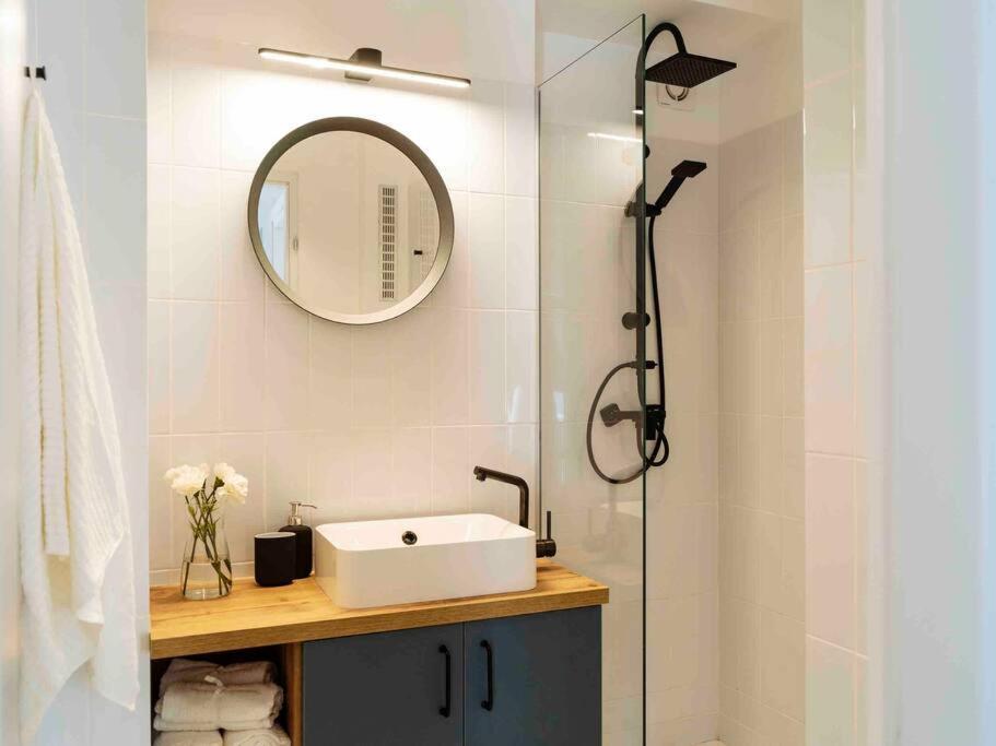 Bright 2Br Apartment - Top Location - City Balcony Bucarest Extérieur photo