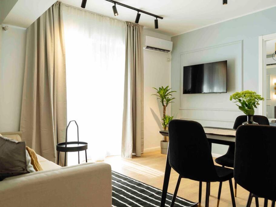 Bright 2Br Apartment - Top Location - City Balcony Bucarest Extérieur photo