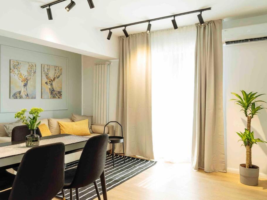 Bright 2Br Apartment - Top Location - City Balcony Bucarest Extérieur photo